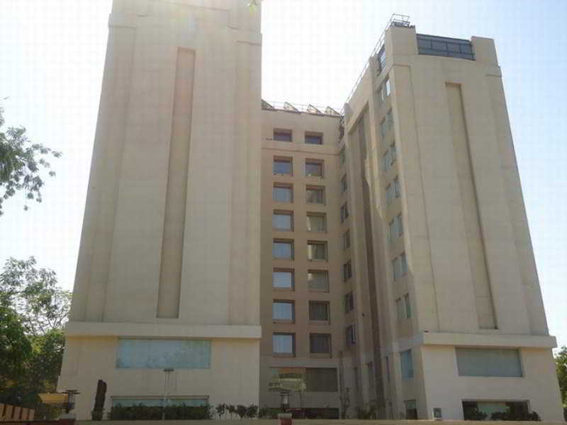 Fortune Park Ahmedabad Exterior photo